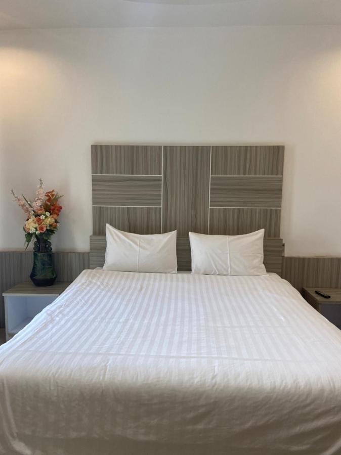 Ketsara Hotel Maha Sarakham Luaran gambar