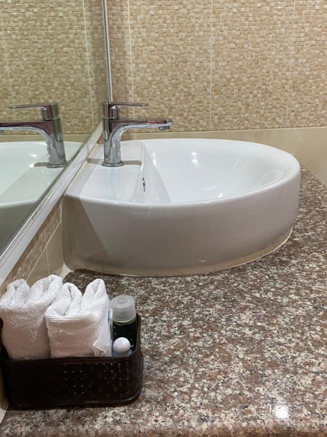 Ketsara Hotel Maha Sarakham Luaran gambar
