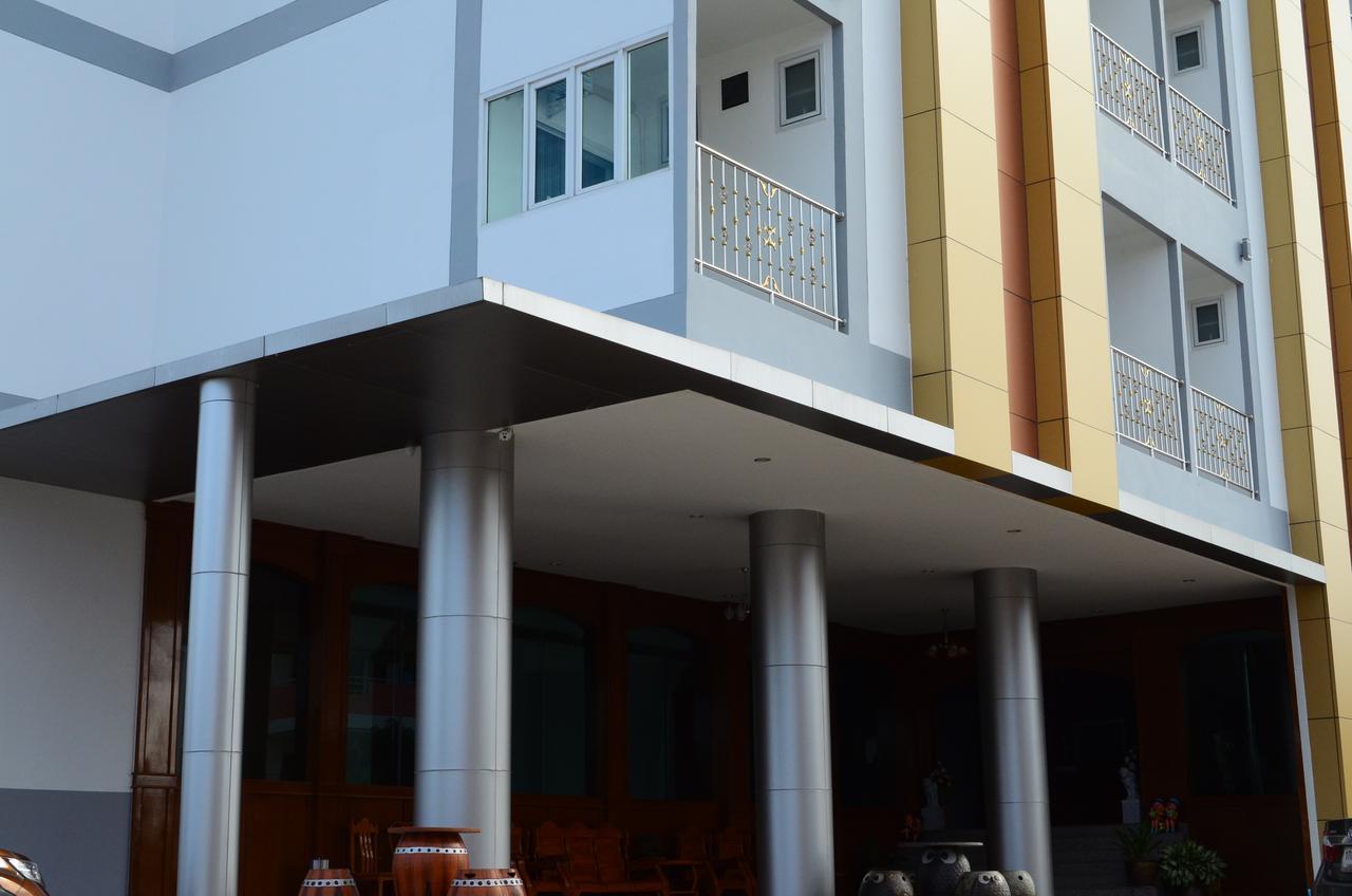 Ketsara Hotel Maha Sarakham Luaran gambar