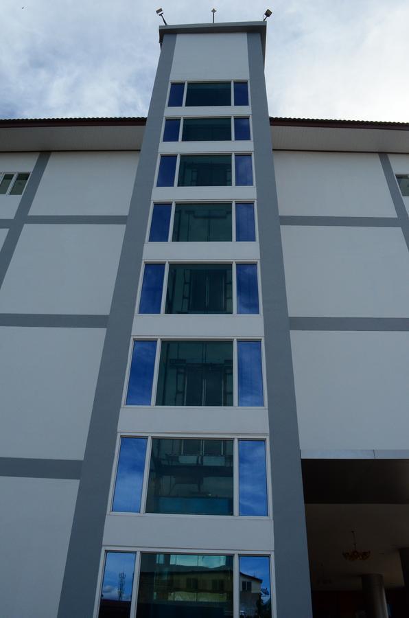Ketsara Hotel Maha Sarakham Luaran gambar